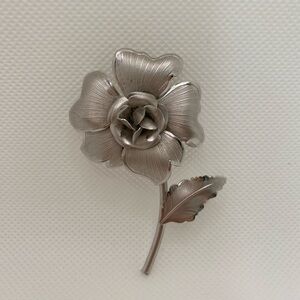 Vintage Silver Tone Rose Flower Brooch Pin